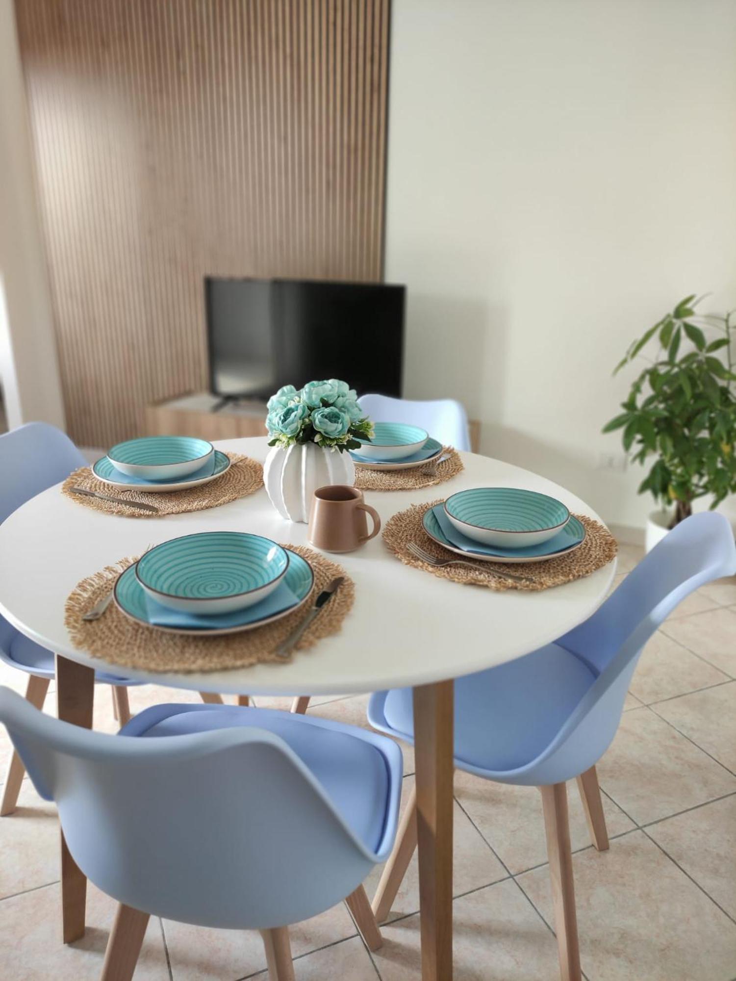 Casa Vacanza Da Chicco E Dani Nurachi Екстер'єр фото